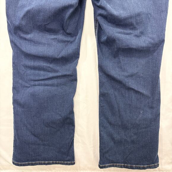 M Jeans by Maurice’s Size 20W High Rise Curvy Straight Leg Medium Wash Stretch - Picture 15 of 16